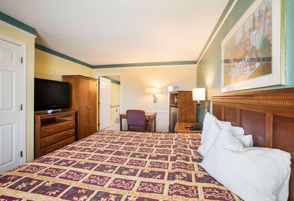Bhagat Hotels Stone Mountain Atlanta BW Signature Collection タッカー 部屋 写真