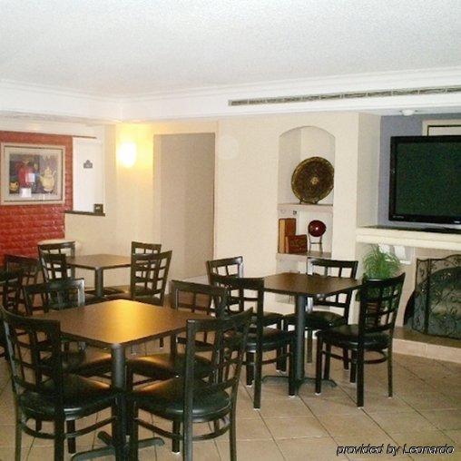 Bhagat Hotels Stone Mountain Atlanta BW Signature Collection タッカー レストラン 写真